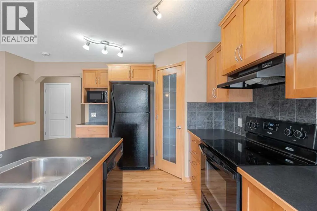15 Cranfield Manor SE