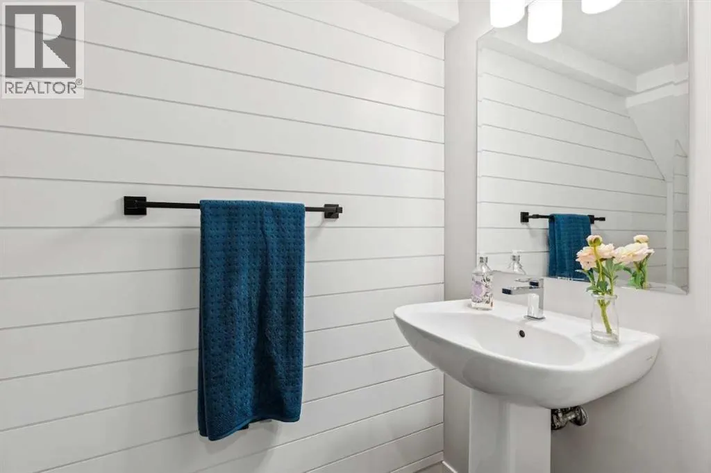 1203, 135 Mahogany Parade SE