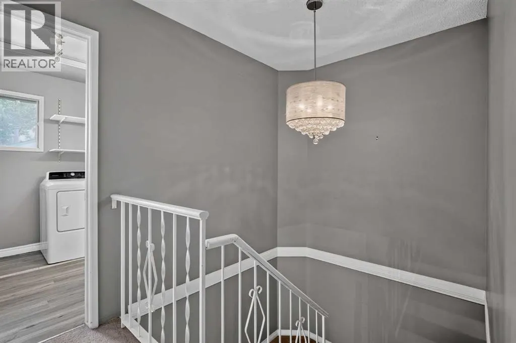 1006, 2520 Palliser Drive SW