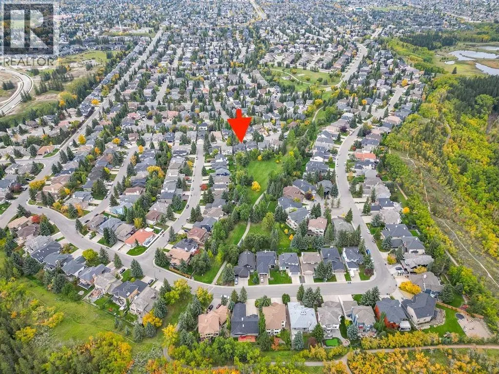 16 Evergreen Gardens SW