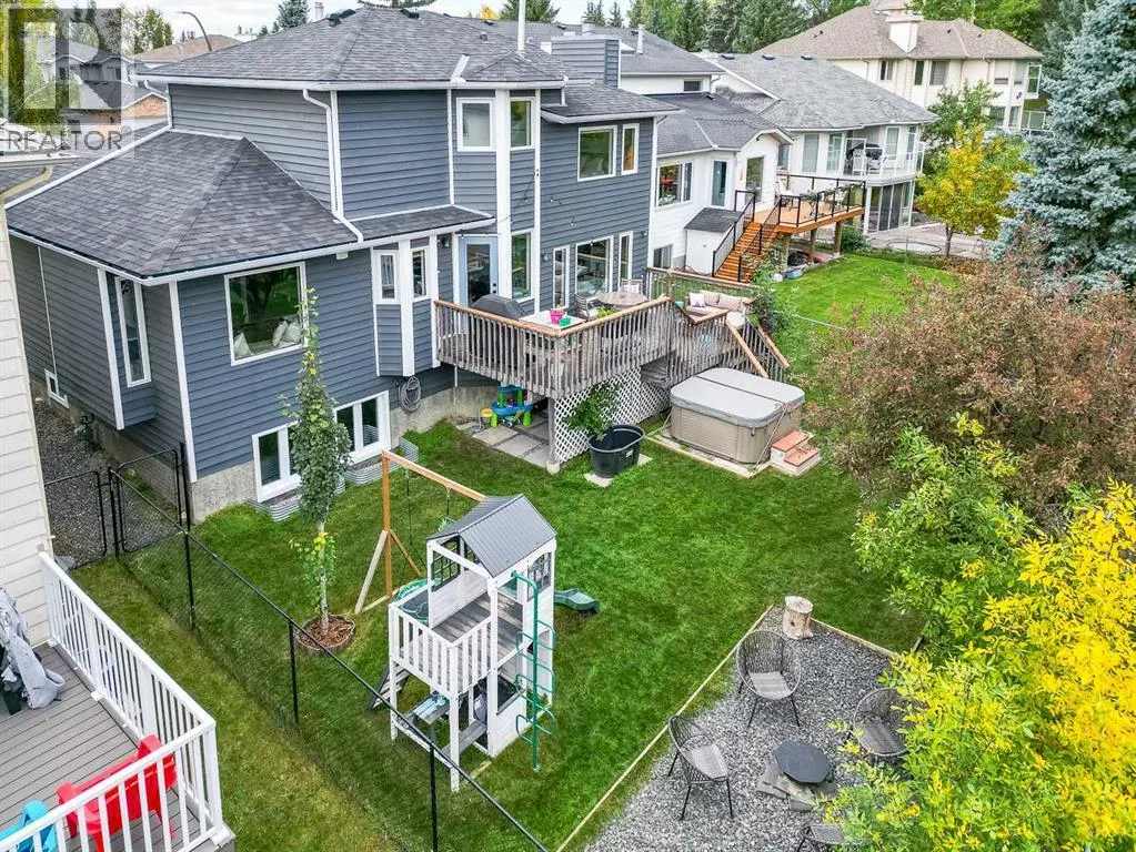 16 Evergreen Gardens SW