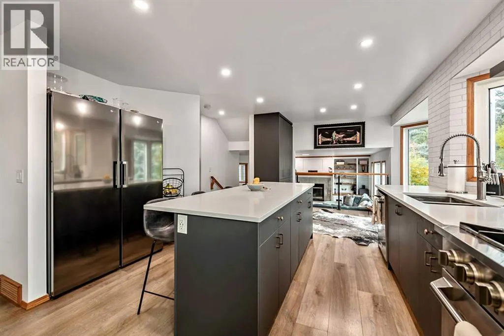16 Evergreen Gardens SW