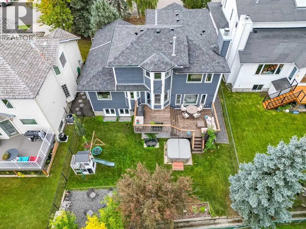 16 Evergreen Gardens SW