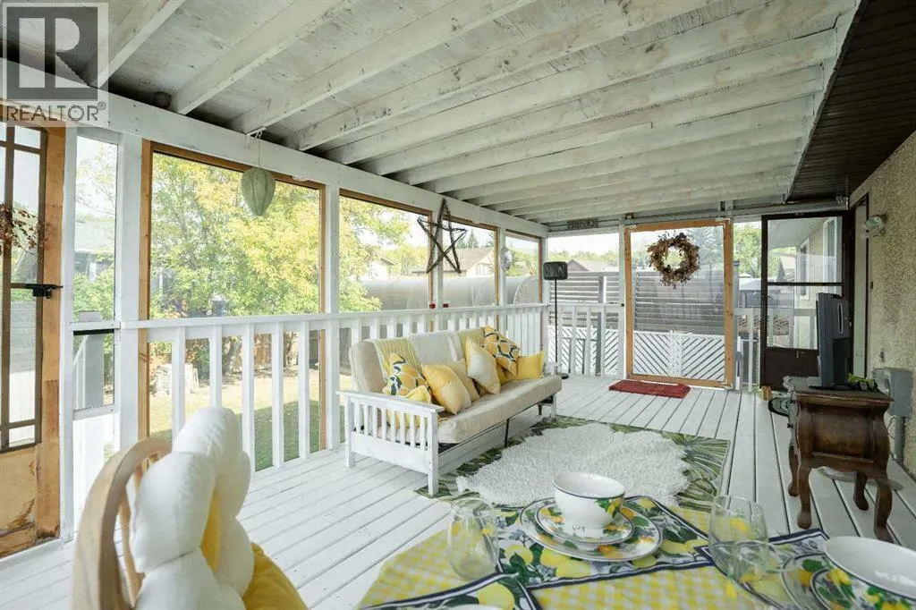 307 Cochrane Crescent