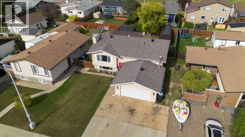 307 Cochrane Crescent