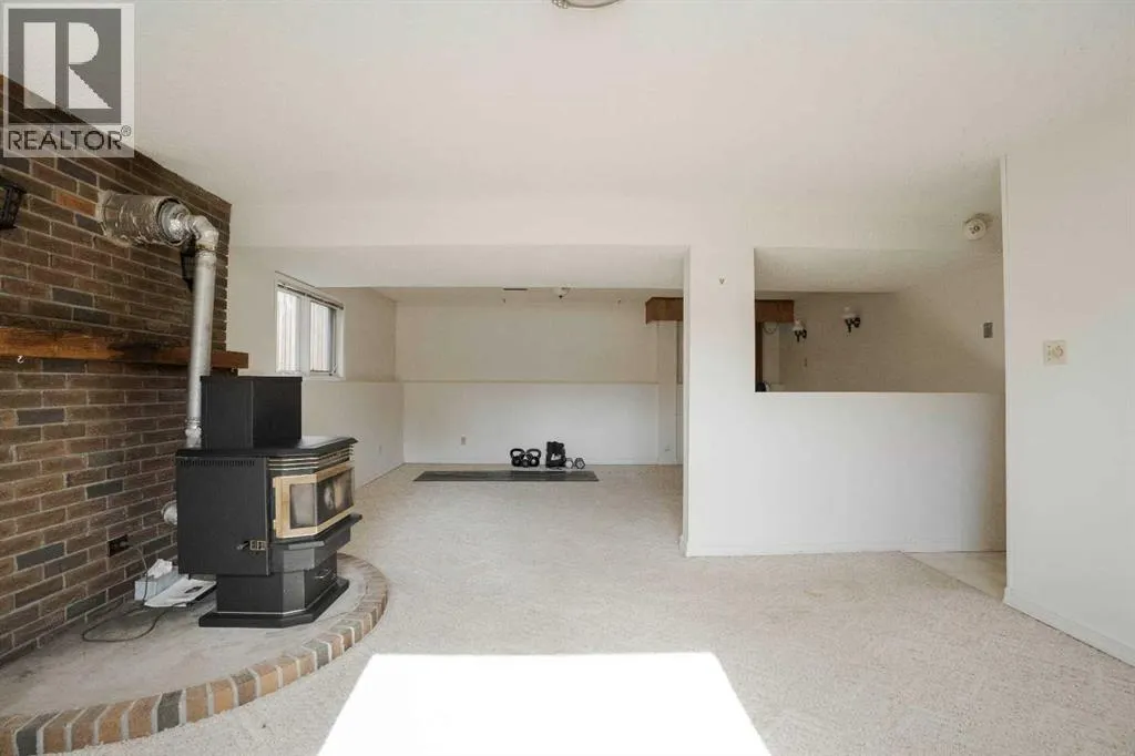 307 Cochrane Crescent