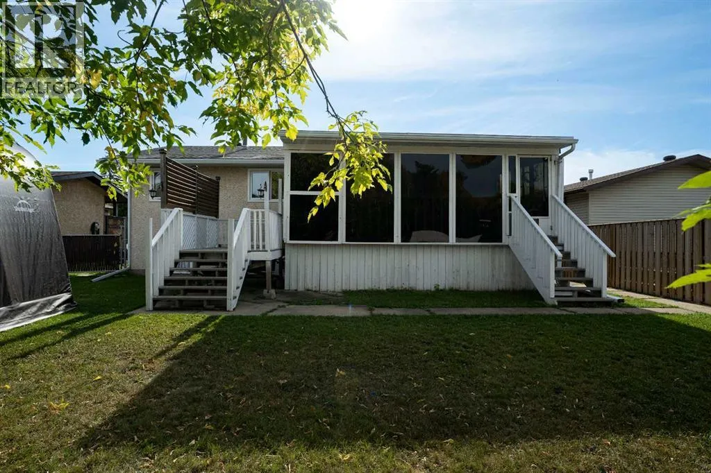 307 Cochrane Crescent