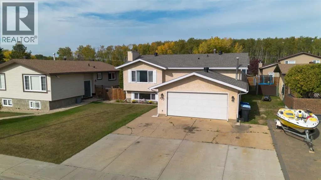 307 Cochrane Crescent