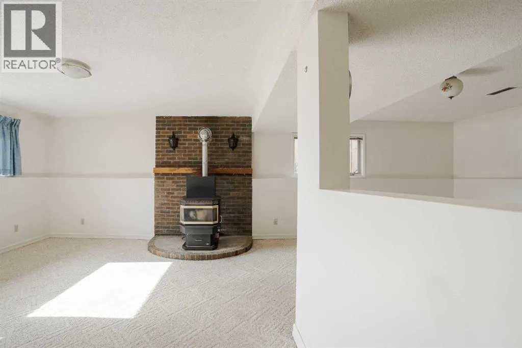 307 Cochrane Crescent