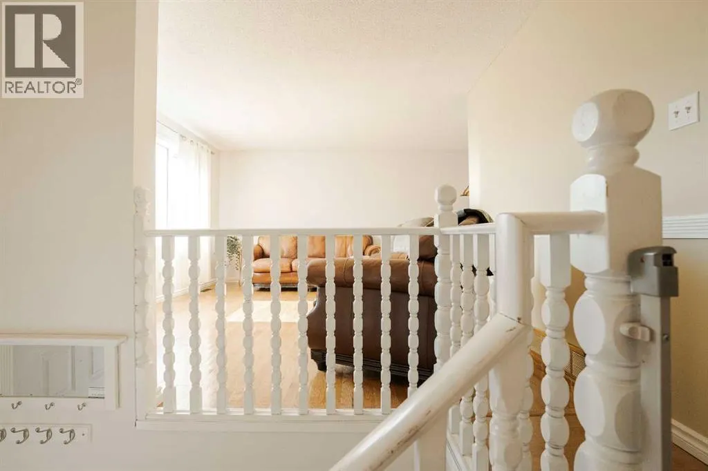 307 Cochrane Crescent
