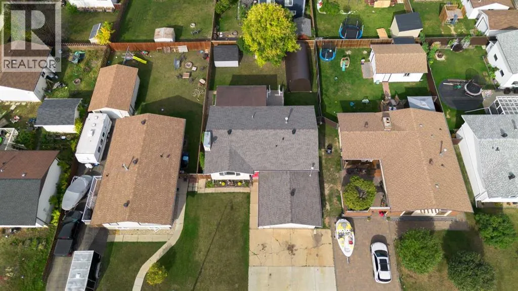 307 Cochrane Crescent