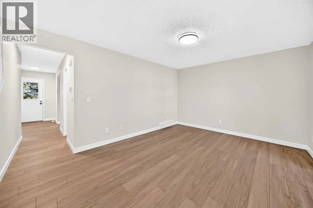 18 Dalhousie Crescent NW