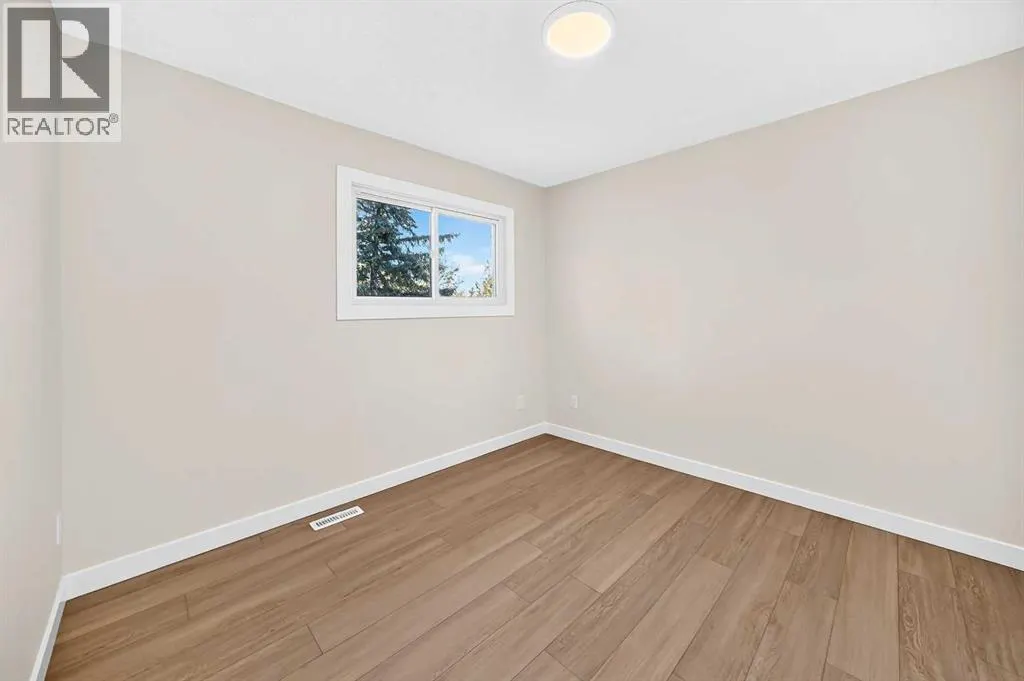 18 Dalhousie Crescent NW