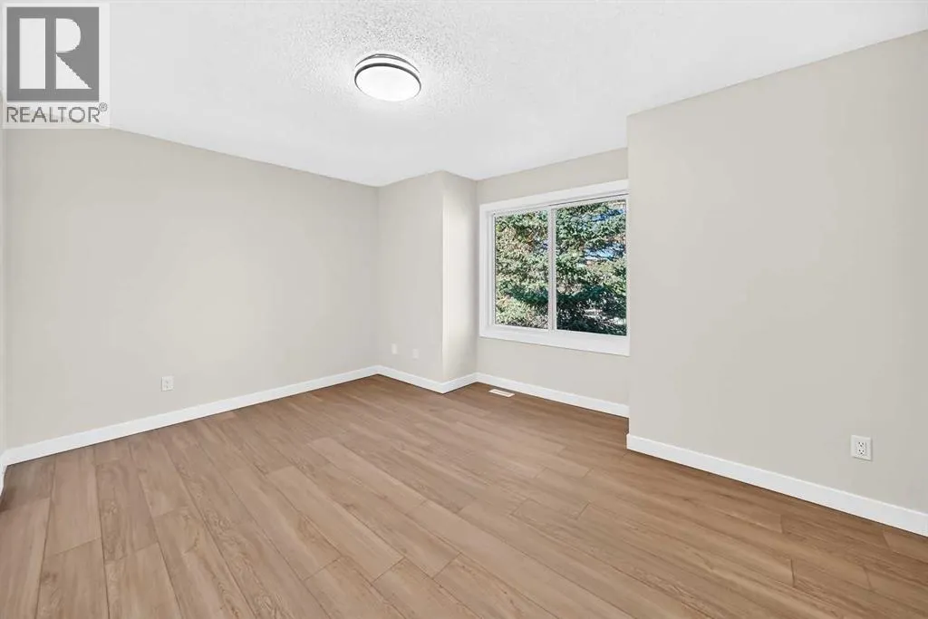 18 Dalhousie Crescent NW
