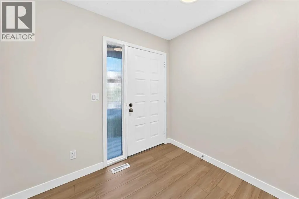 18 Dalhousie Crescent NW