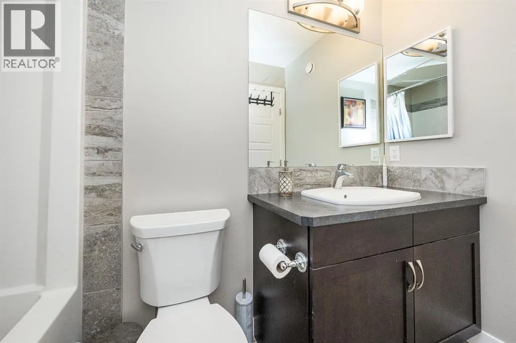 5 Masters Street SE
