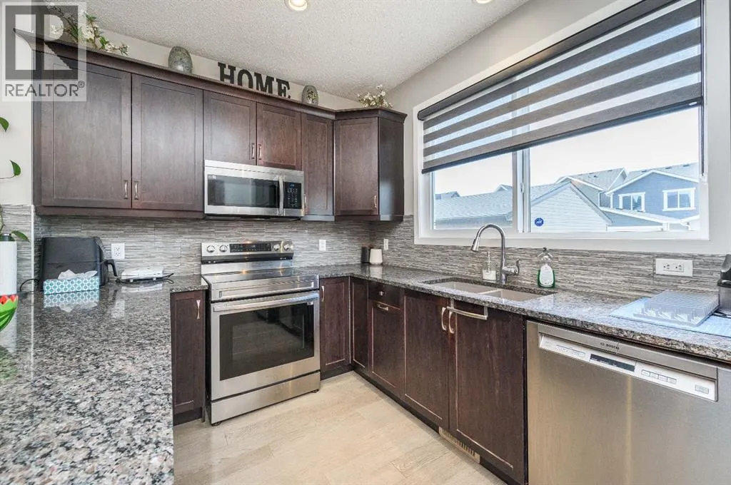 5 Masters Street SE