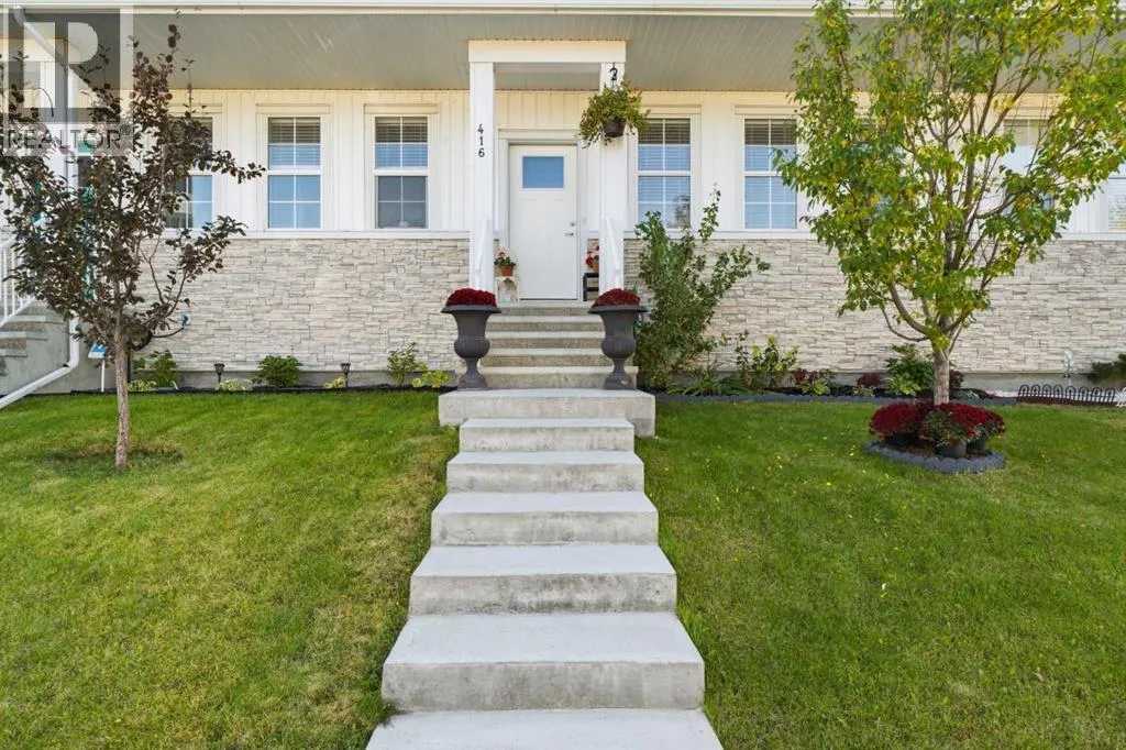 416 West Lakeview Drive