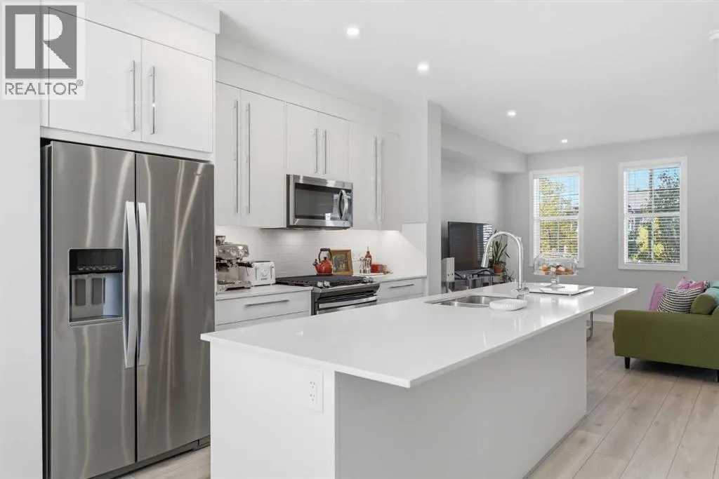416 West Lakeview Drive