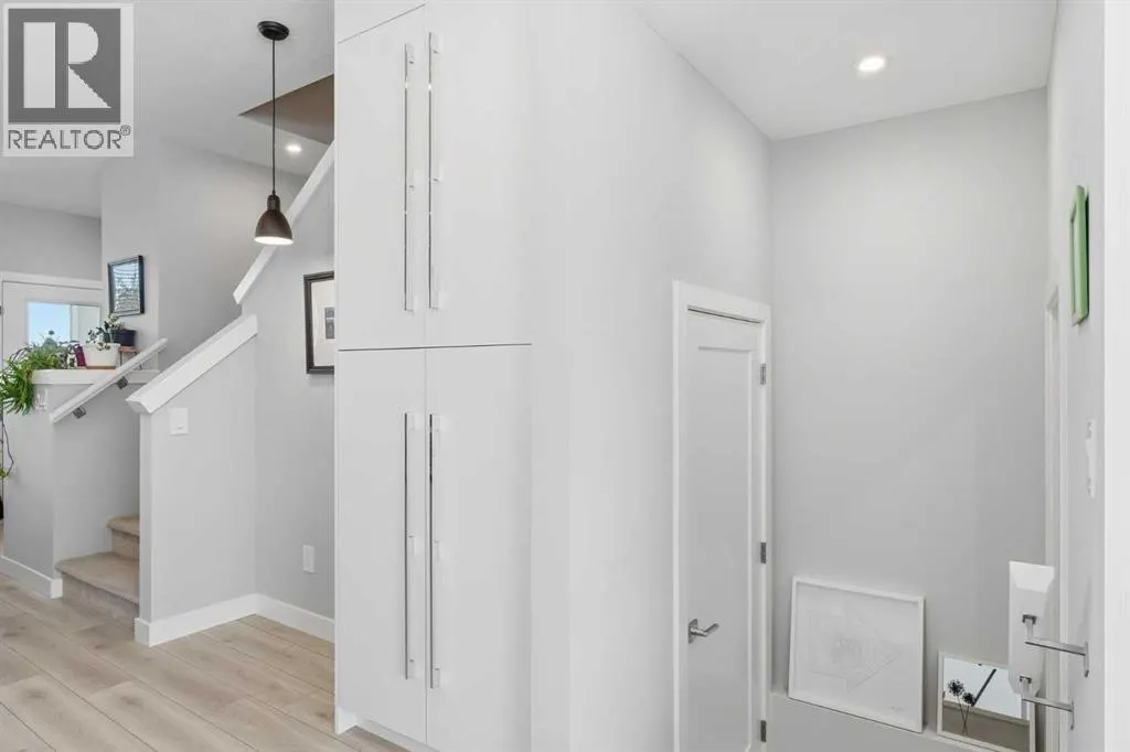 416 West Lakeview Drive