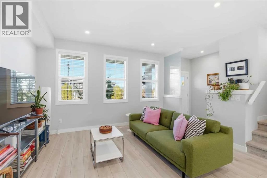 416 West Lakeview Drive