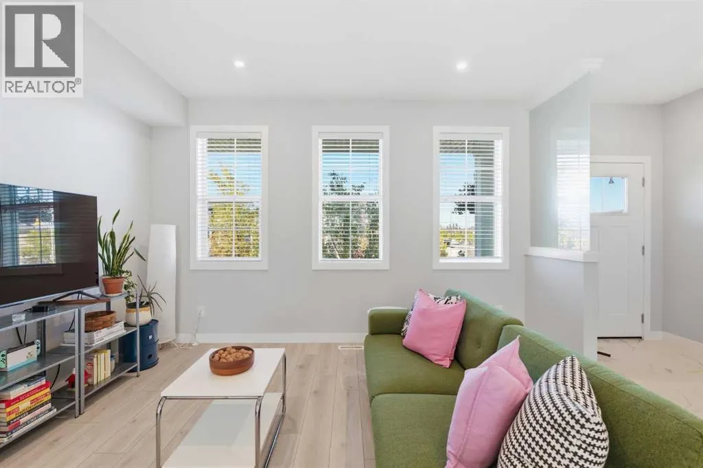 416 West Lakeview Drive