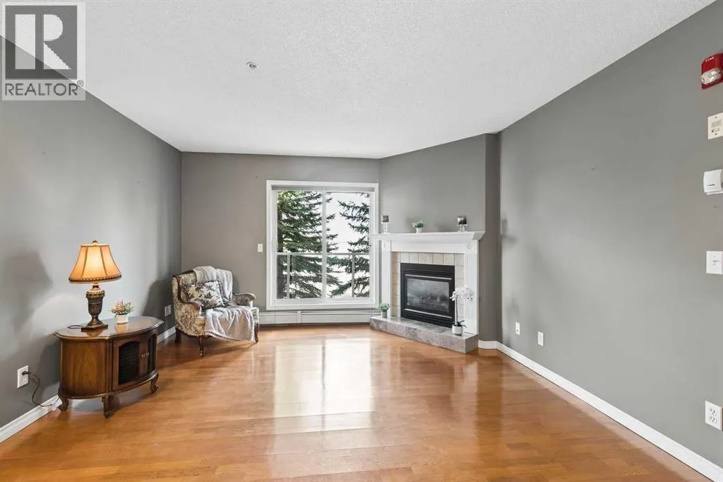 307, 290 Shawville Way SE