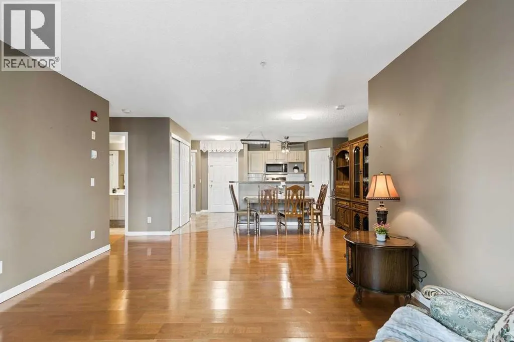 307, 290 Shawville Way SE