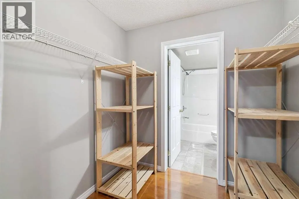 307, 290 Shawville Way SE