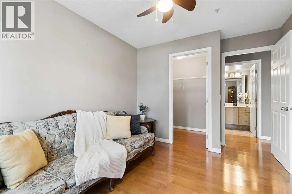 307, 290 Shawville Way SE