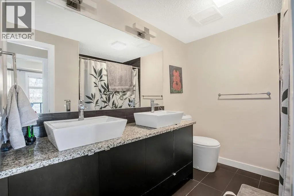 313, 25 Aspenmont Heights SW