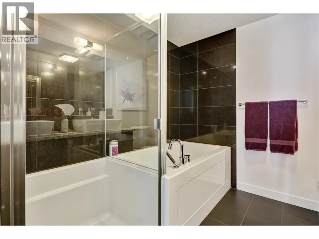 313, 25 Aspenmont Heights SW