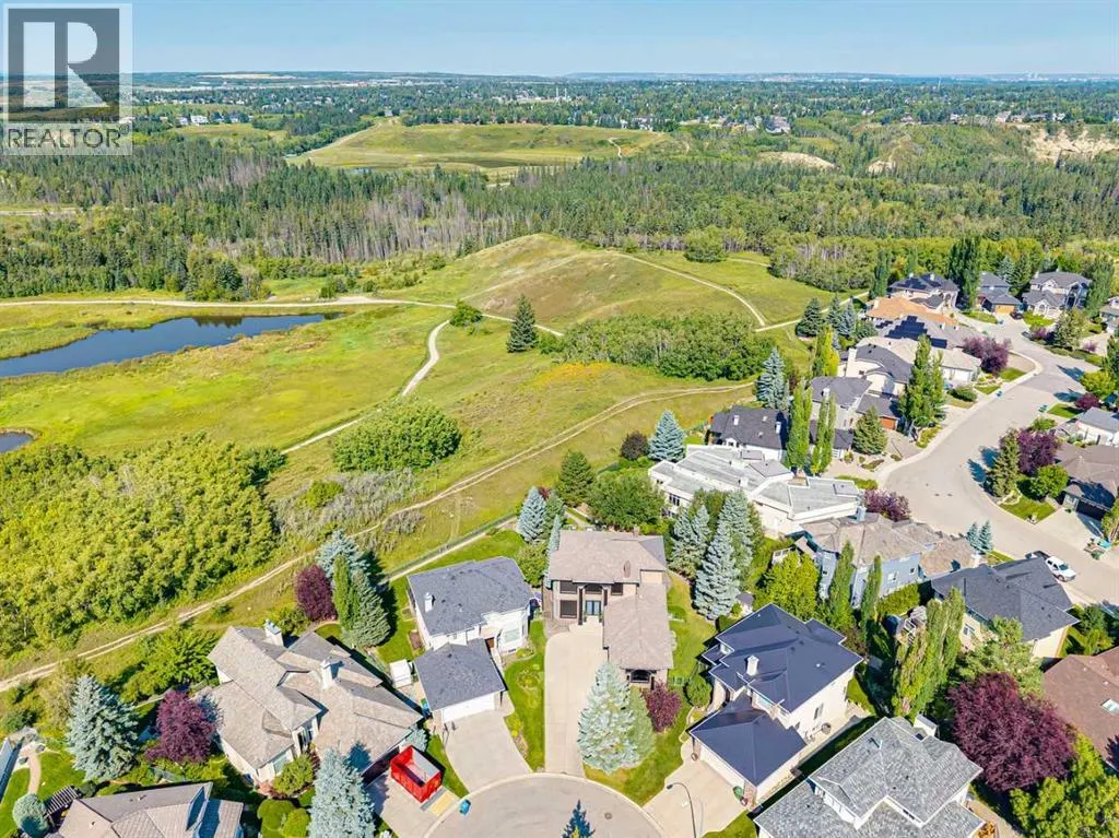 9 Evergreen Cove SW