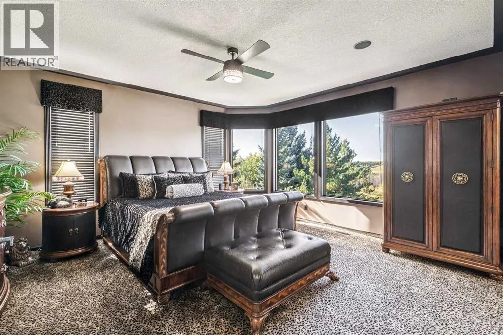 9 Evergreen Cove SW