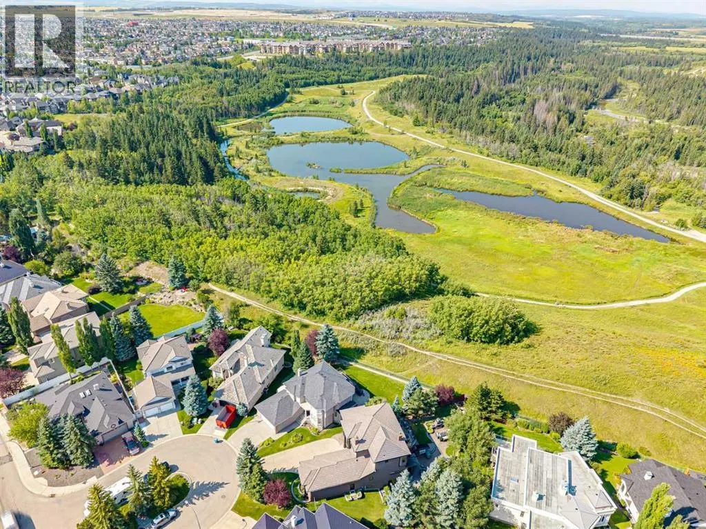 9 Evergreen Cove SW