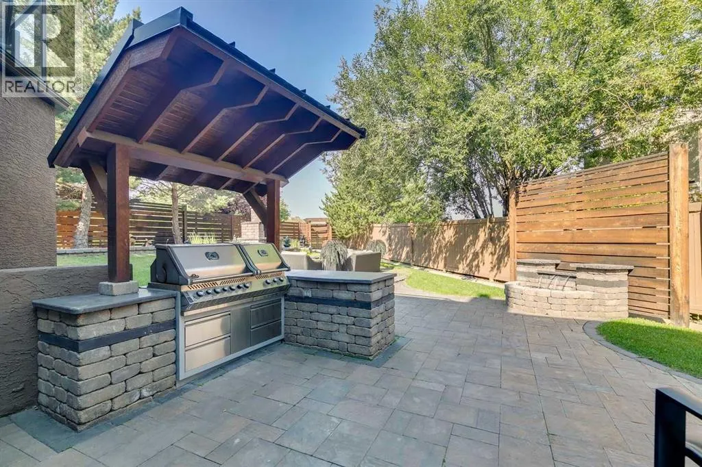 9 Evergreen Cove SW