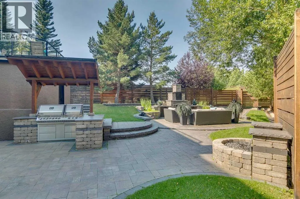 9 Evergreen Cove SW