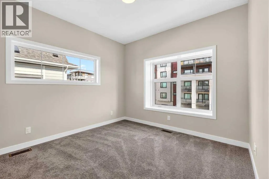 133 Mahogany Gardens SE