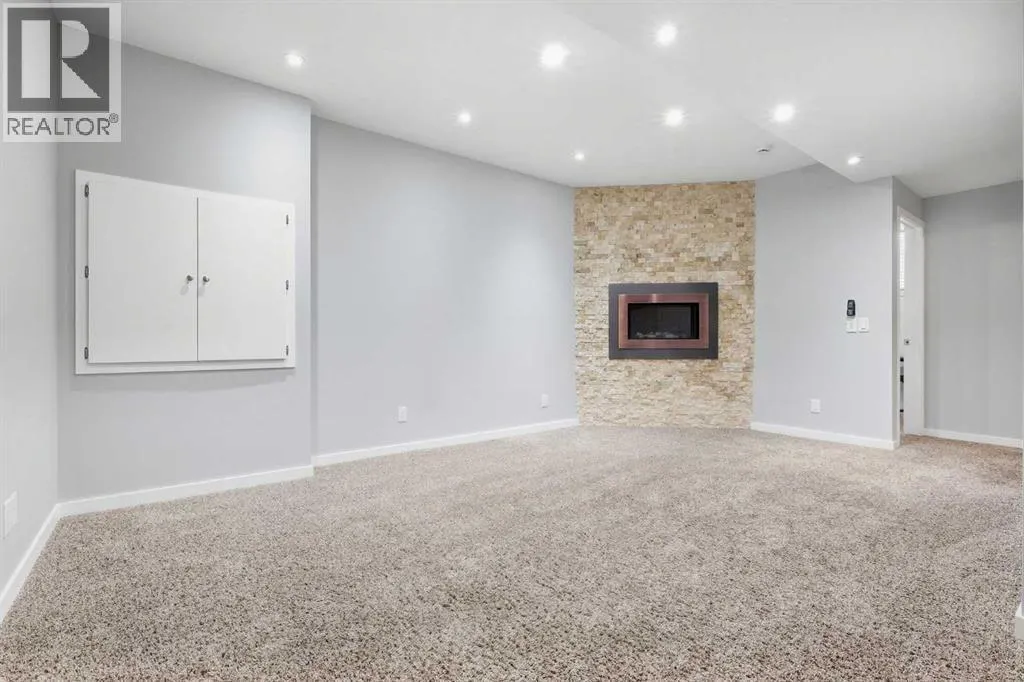 1025 New Brighton Grove SE