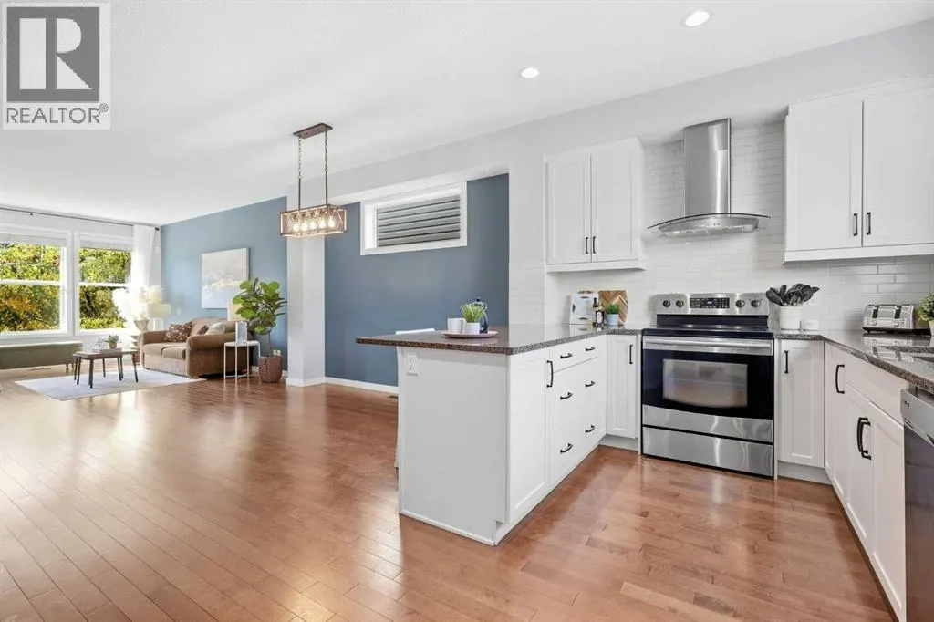 1025 New Brighton Grove SE