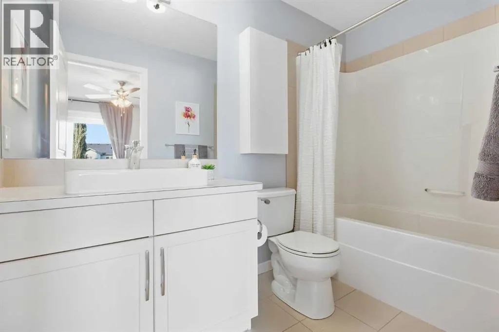 1025 New Brighton Grove SE