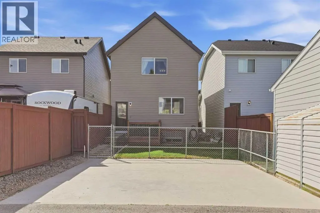 1025 New Brighton Grove SE