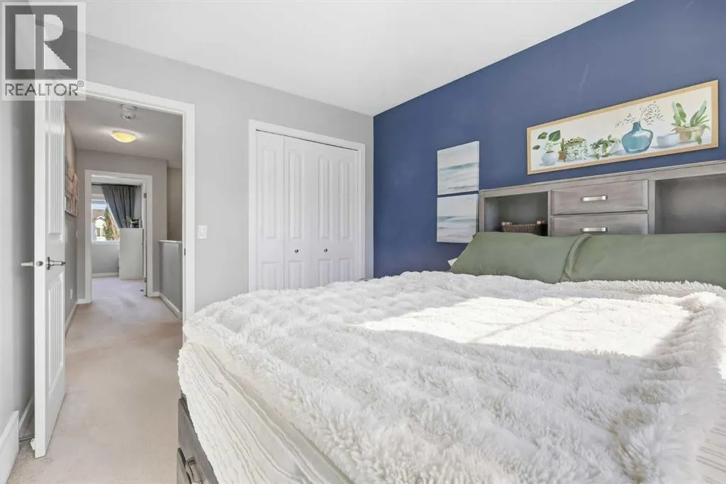 1025 New Brighton Grove SE