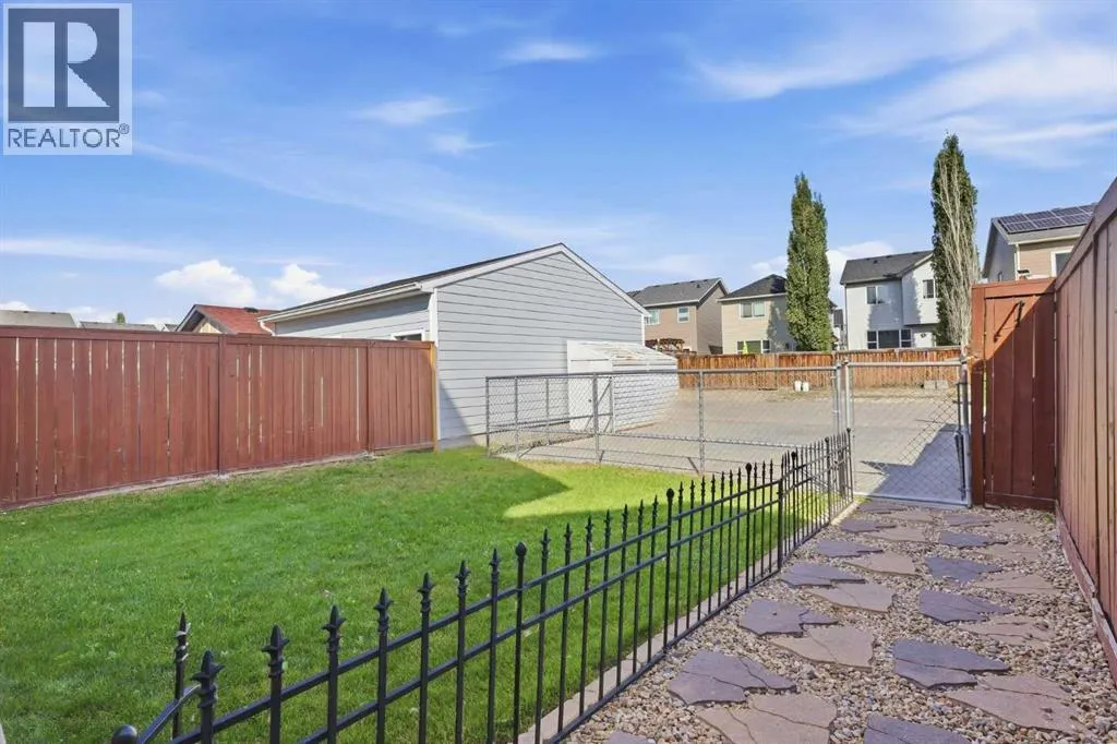 1025 New Brighton Grove SE