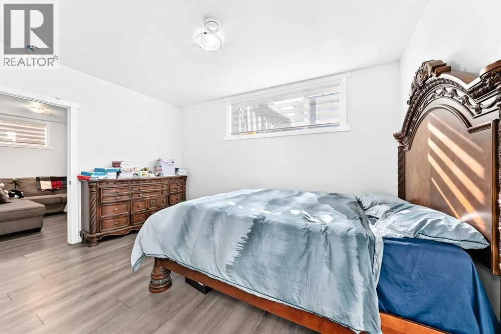 36 Cityscape View NE