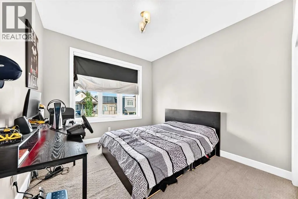 36 Cityscape View NE