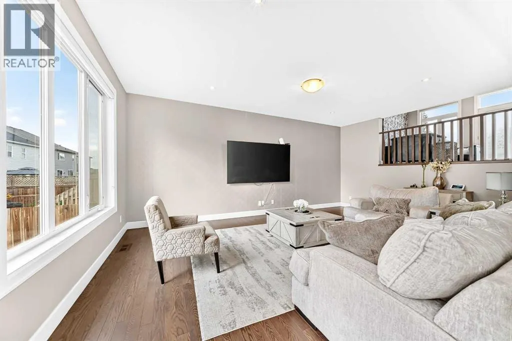 36 Cityscape View NE