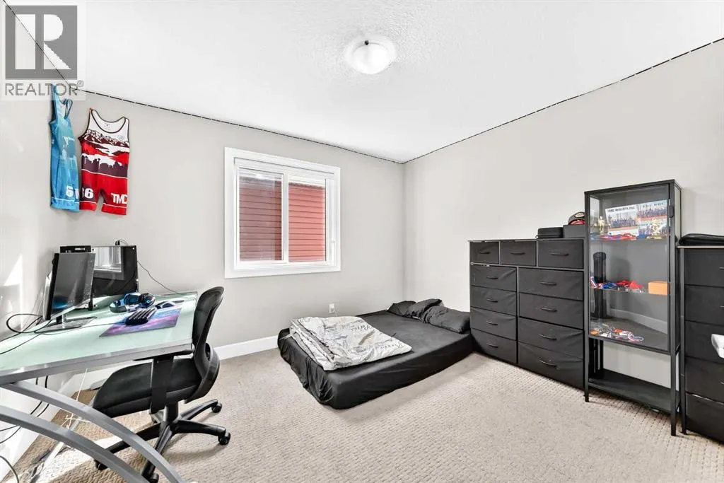 36 Cityscape View NE