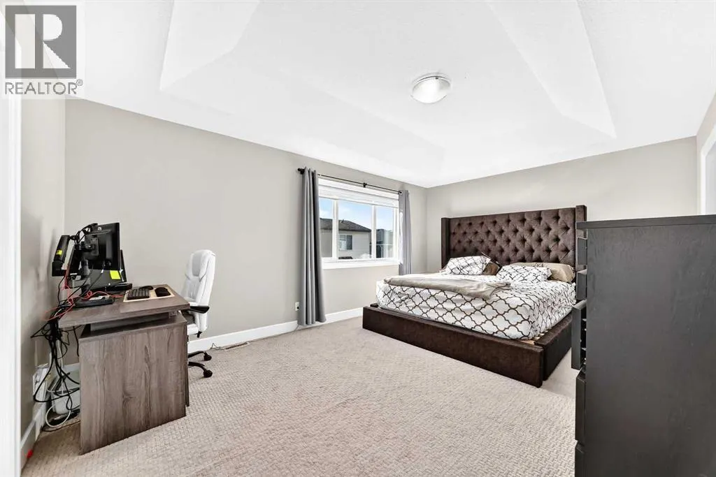 36 Cityscape View NE