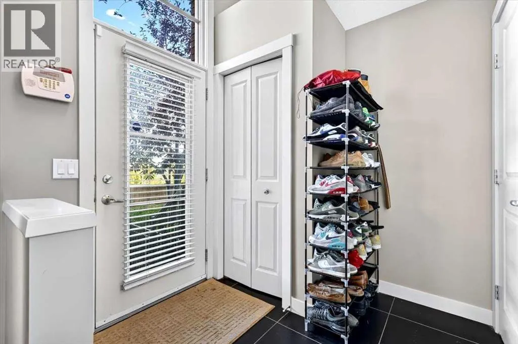 73 Aspen Hills Terrace SW